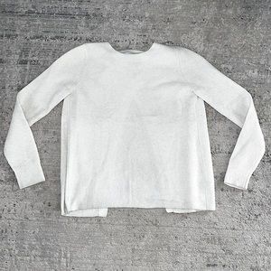 Abercrombie & Fitch White Sweater